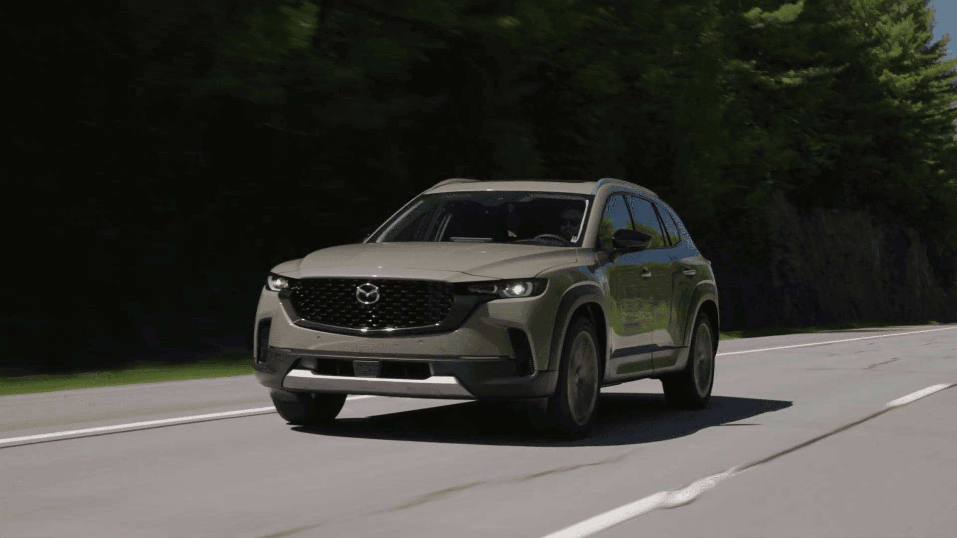 ARTICLE-MAZDA-CX-50-ROLLING_1